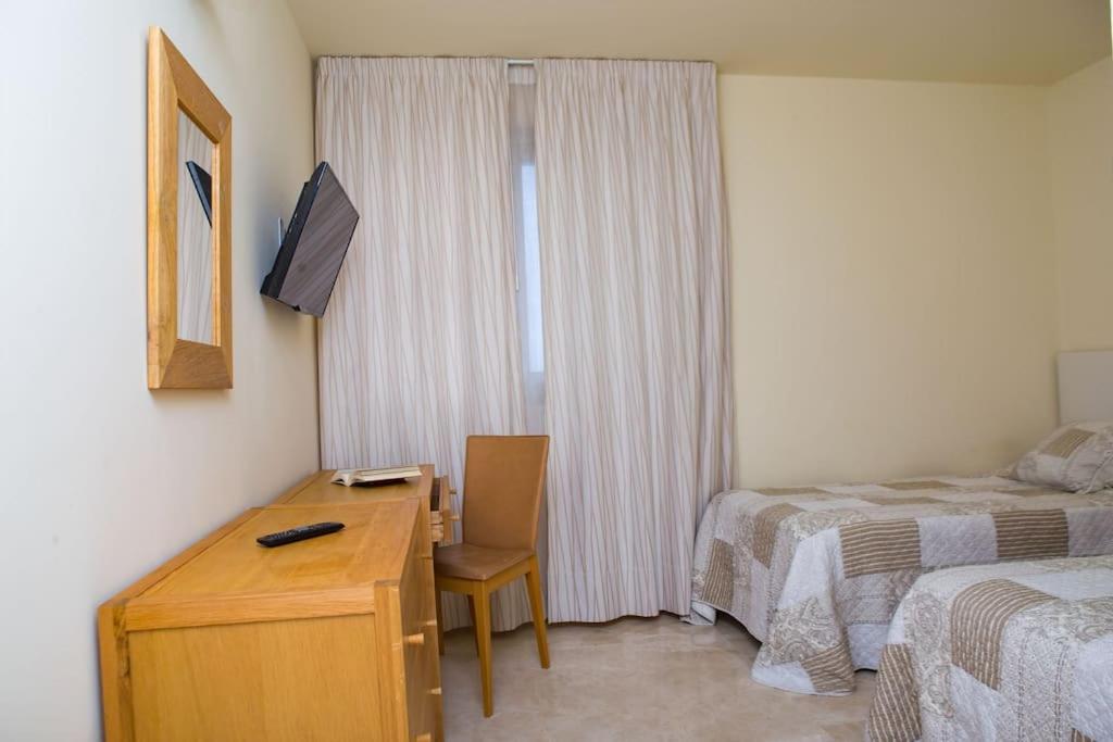 2 Bedrooms Apartment In Magnolia Golf Resort, La Caleta Costa Adeje  Buitenkant foto