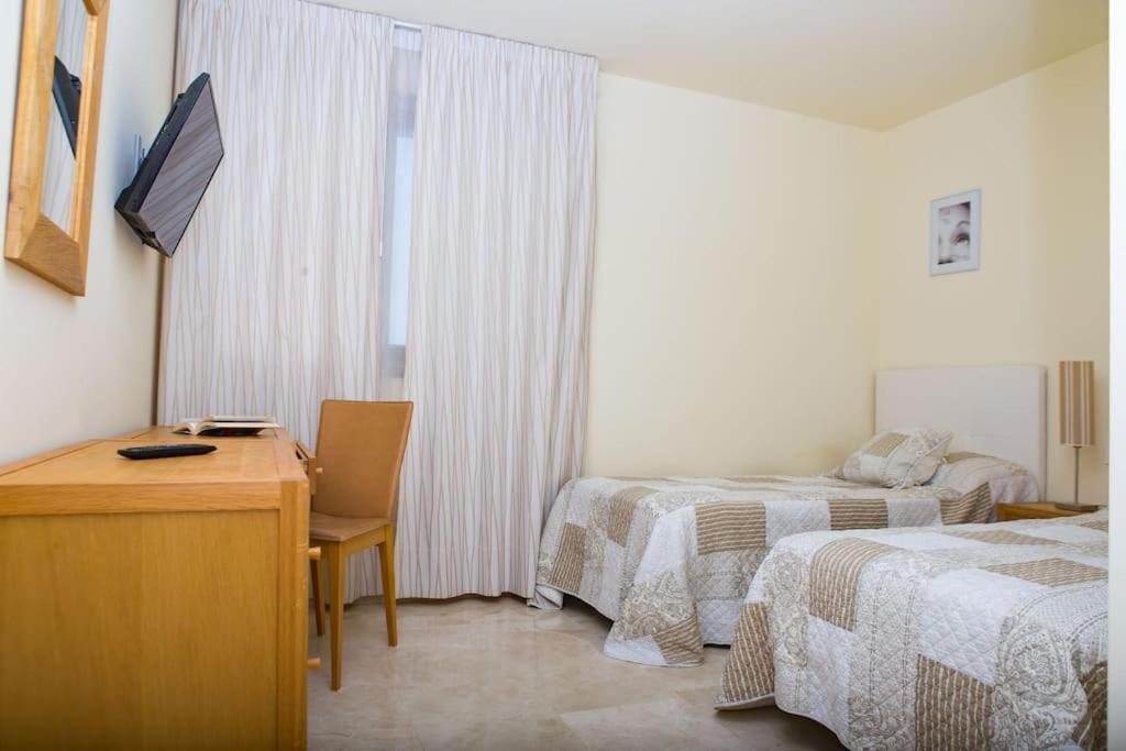 2 Bedrooms Apartment In Magnolia Golf Resort, La Caleta Costa Adeje  Buitenkant foto