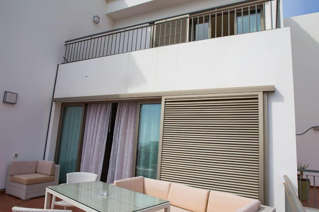 2 Bedrooms Apartment In Magnolia Golf Resort, La Caleta Costa Adeje  Buitenkant foto